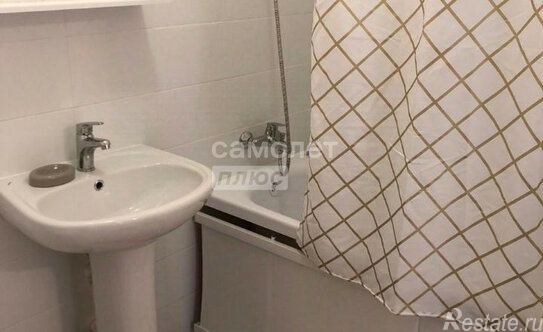 Продажа 2-комн квартиры на вторичном рынке Саларьевская ул,  д. 14 к2