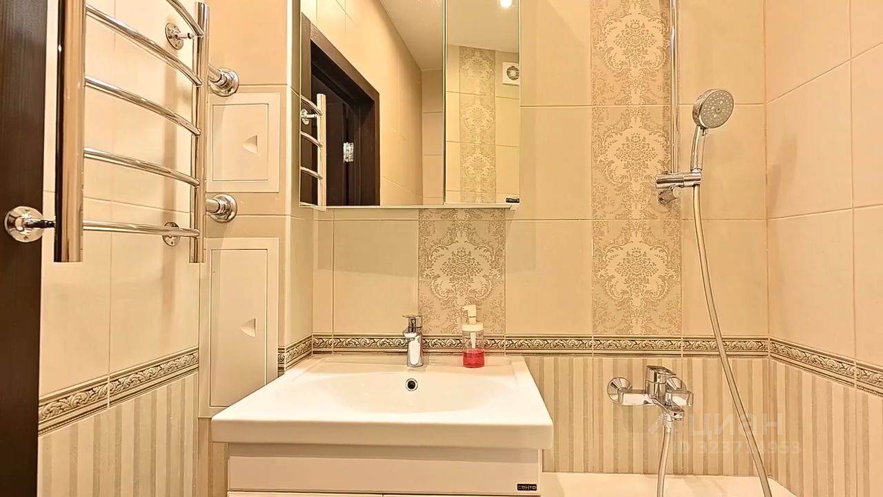 Аренда 3-комн квартиры на вторичном рынке Пролетарский проспект, 21К2