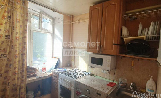 Продажа 2-комн квартиры на вторичном рынке Есенинский б-р,  д. 1/26