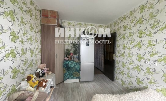 Продажа 1-комн квартиры на вторичном рынке Янтарный, Кольцевая улица,  д. 12