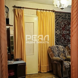 Продажа 2-комн квартиры на вторичном рынке Гатчина, ул Володарского,  д. 15