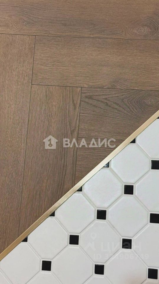 Продажа 2-комн квартиры на вторичном рынке Зверинская улица,  д. 17б