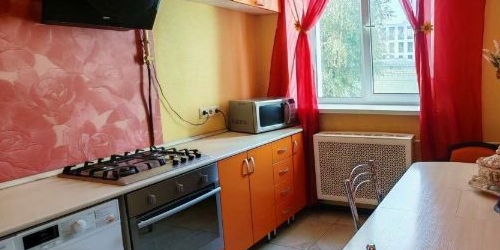 2-комн квартира улица Черняховского, 16/5