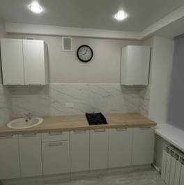 Продажа 2-комн квартиры на вторичном рынке Новоизмайловский проспект,  д. 17