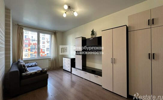 Продажа 1-комн квартиры на вторичном рынке улица Крыленко,  д. 1 к1 с6