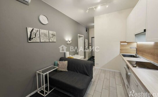 Продажа 1-комн квартиры на вторичном рынке Скандинавский б-р,  д. 19