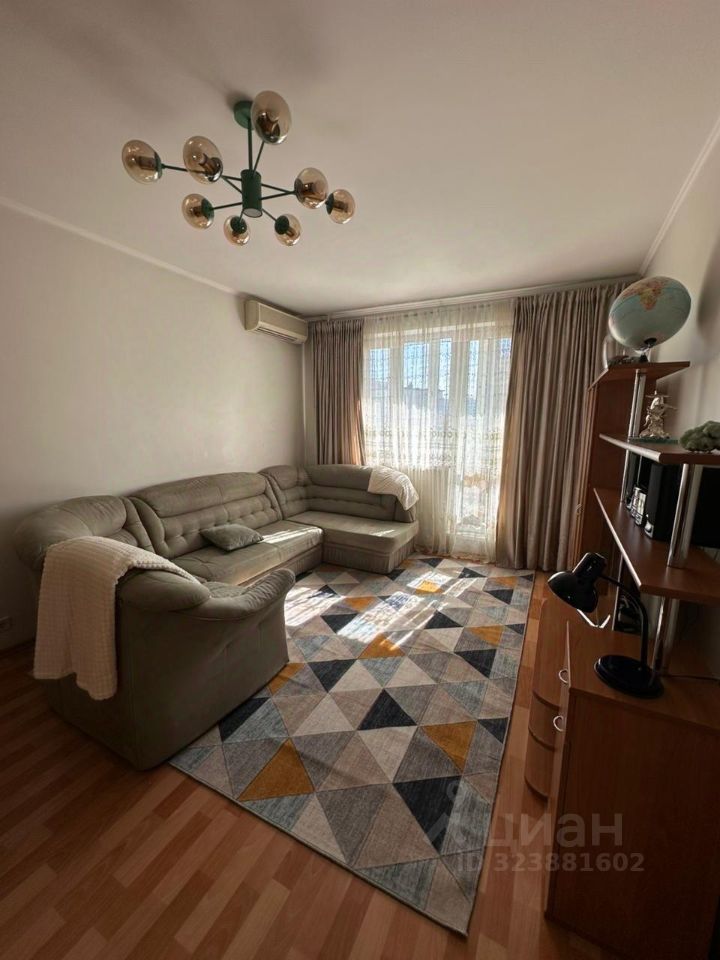 Аренда 2-комн квартиры на вторичном рынке улица Цюрупы, 16К1