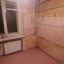 Продажа 1-комн квартиры на вторичном рынке Крюкова улица,  д. 1
