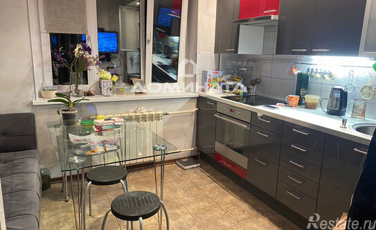 Продажа 2-комн квартиры на вторичном рынке ул Репищева,  д. 19,  к. 1