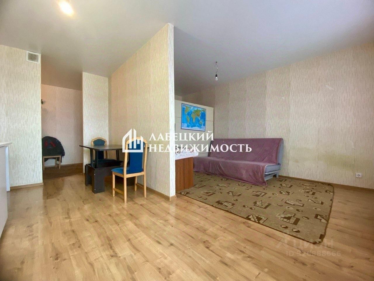 Продажа 2-комн квартиры на вторичном рынке с. Павлово, проезд Морской, 2