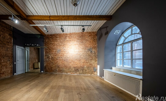 Продажа 2-комн квартиры на вторичном рынке Офицерский пер,  д. 4