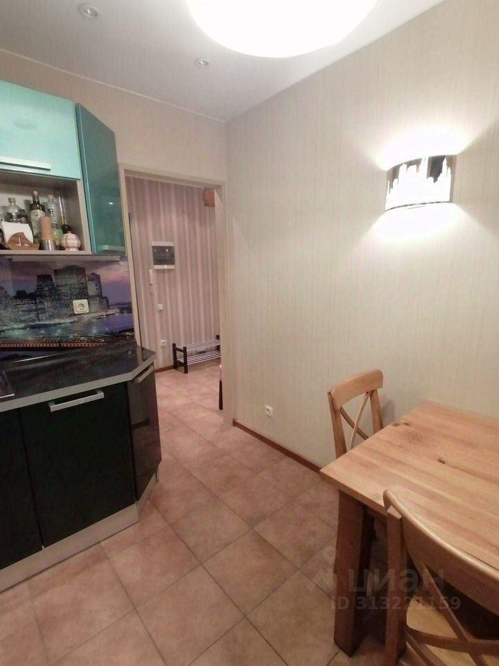 Продажа 2-комн квартиры на вторичном рынке улица Турку, 11к2