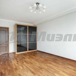 Продажа 4-комн квартиры на вторичном рынке ул Новочерёмушкинская,  д. 34,  к. 1