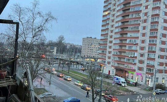 Продажа 2-комн квартиры на вторичном рынке Будапештская улица,  д. 43 к1