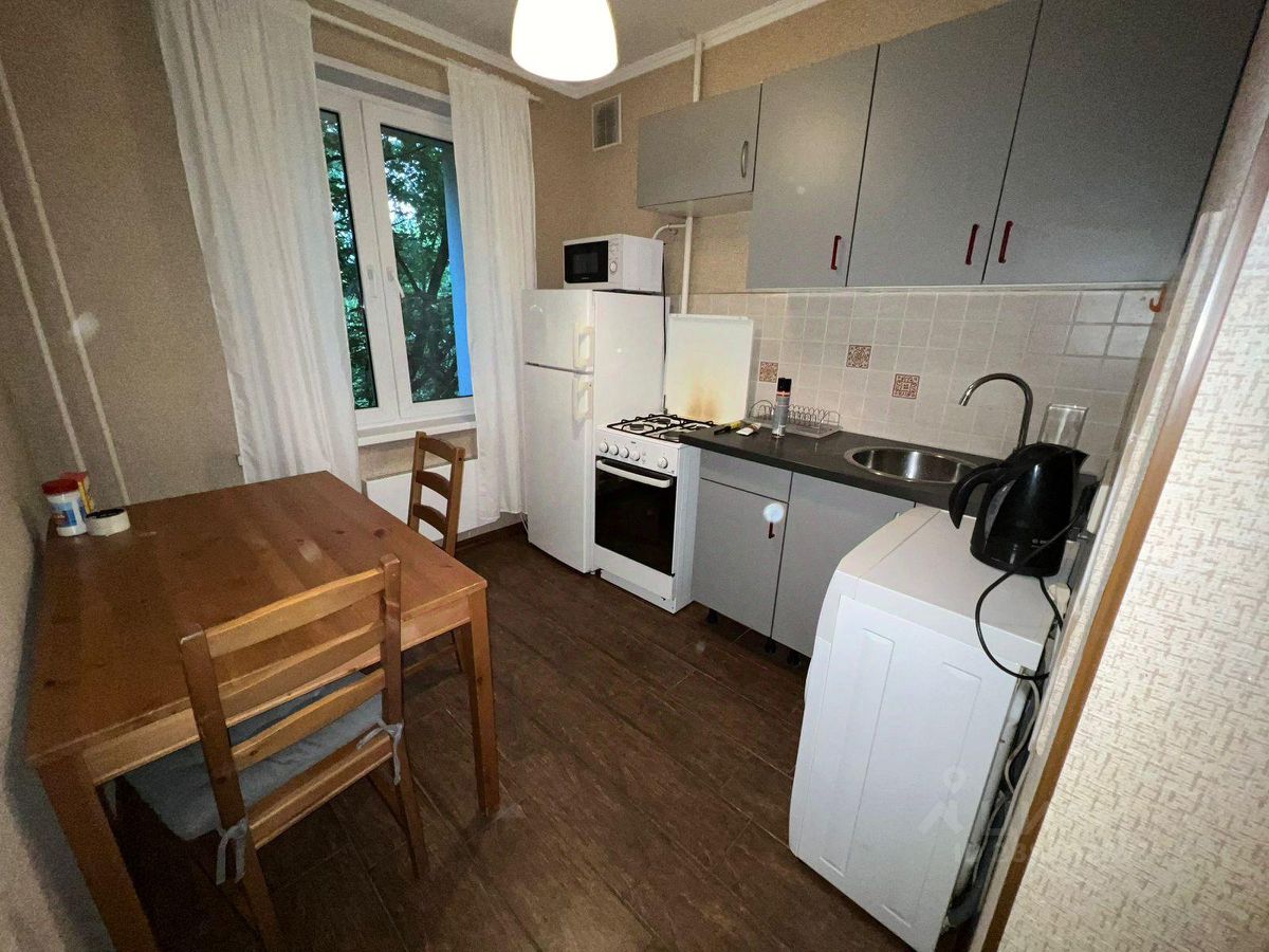 Аренда 1-комн квартиры на вторичном рынке Нагатинская набережная, 12К2