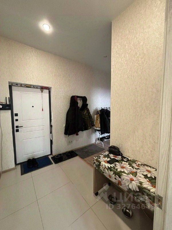 Продажа 2-комн квартиры на вторичном рынке Андреевка пгт, 33Б