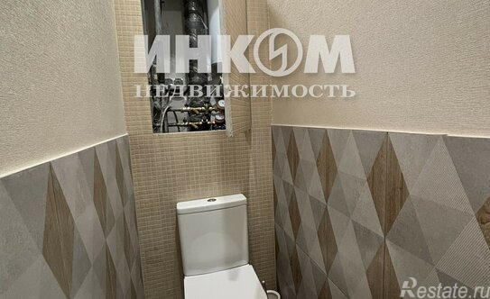 Продажа 3-комн квартиры на вторичном рынке ул Международная,  д. 28,  к. 1