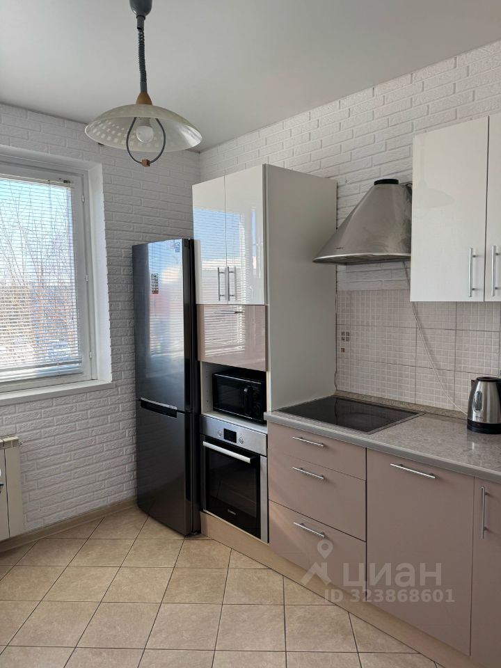 Аренда 2-комн квартиры на вторичном рынке Одинцово, улица Чистяковой, 2