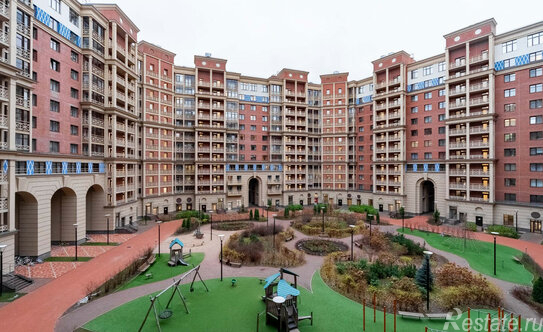 Продажа 1-комн квартиры на вторичном рынке Плесецкая ул,  д. 2,  к. 1