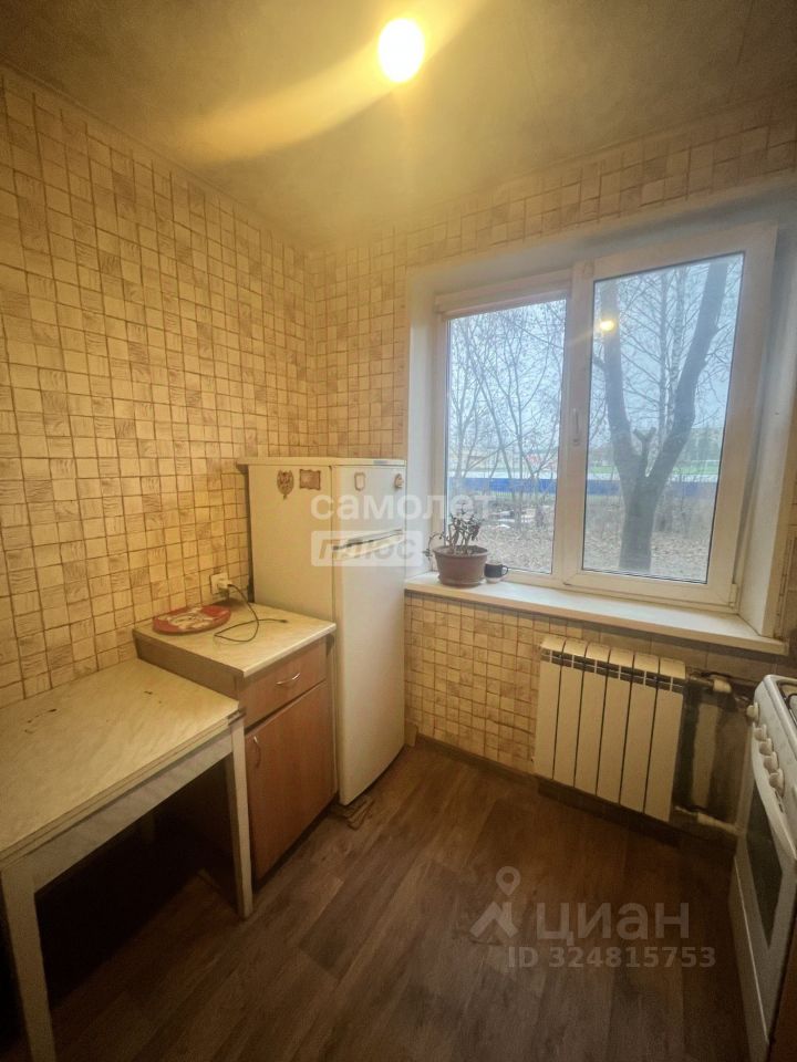 Продажа 2-комн квартиры на вторичном рынке Лопатинский мкр, улица Маркина,  д. 28А