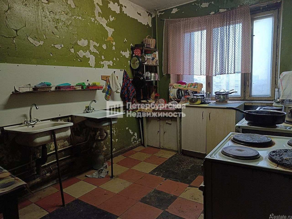 Продажа комнаты пр-кт Ударников, д 19 к 1 литера А