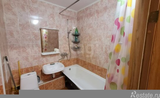 Продажа 1-комн квартиры на вторичном рынке Петергофское ш,  д. 3,  к. 5