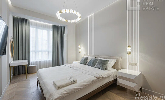 Продажа 4-комн квартиры на вторичном рынке Мантулинская улица,  д. 9 к4