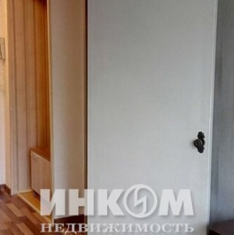 Аренда 2-комн квартиры на вторичном рынке Холмогорская улица,  д. 8