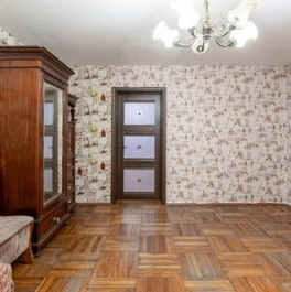 Продажа 3-комн квартиры на вторичном рынке Авиаконструкторов пр-кт,  д. 13