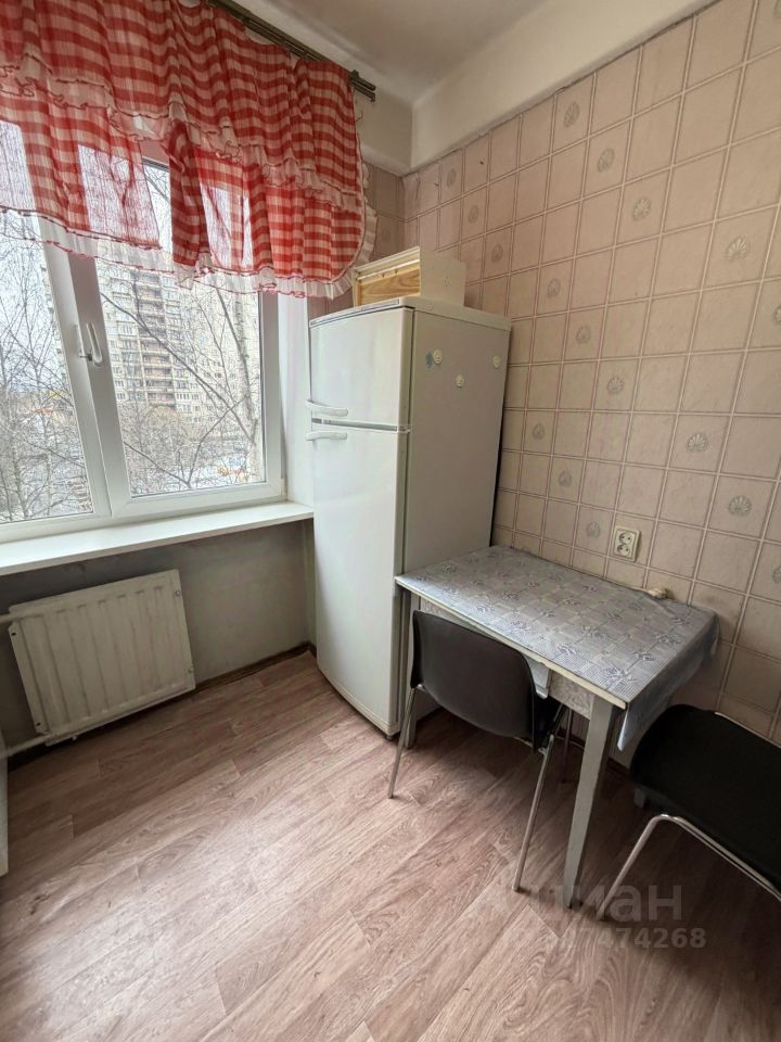 Аренда 2-комн квартиры на вторичном рынке Колпино, Октябрьская улица, 71к1
