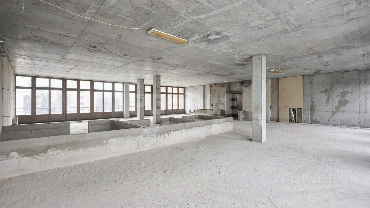 Продажа 5-комн квартиры на вторичном рынке Большой Левшинский переулок, 11
