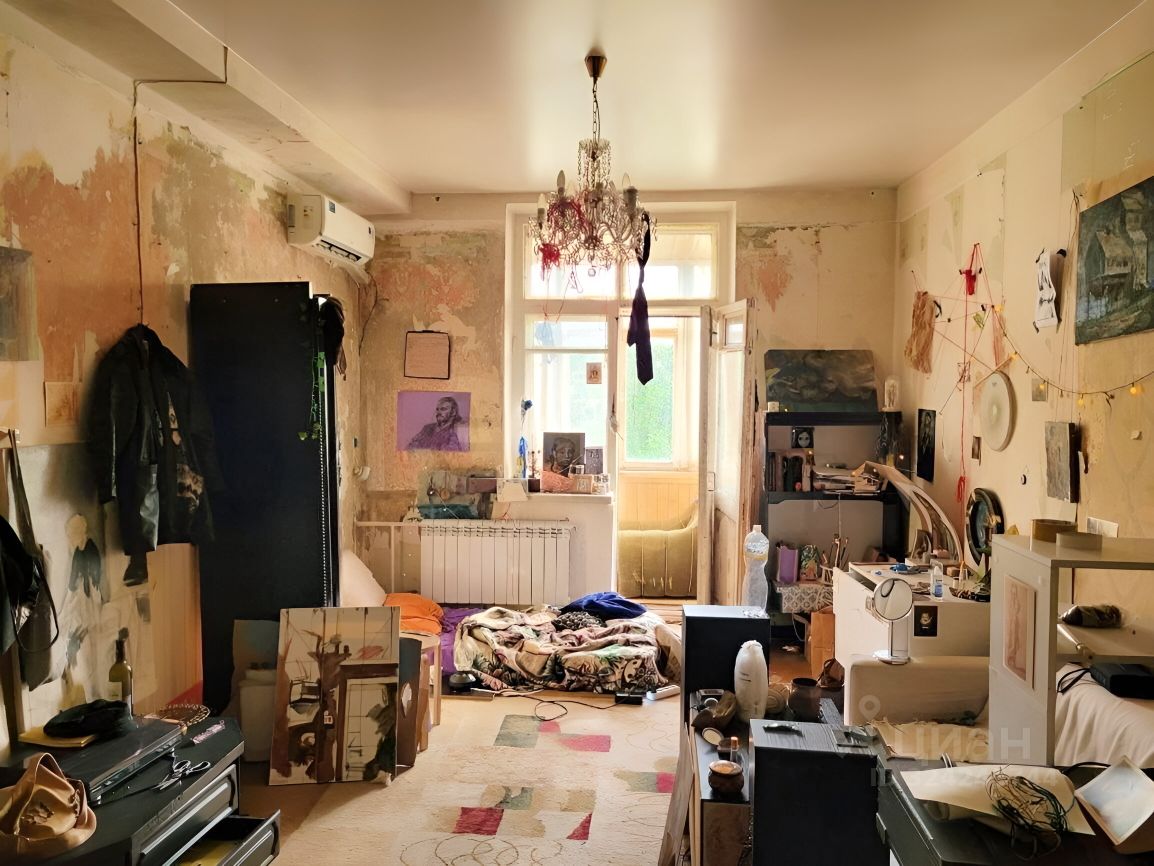 Продажа 3-комн квартиры на вторичном рынке Бабаевская улица, 1/8С1