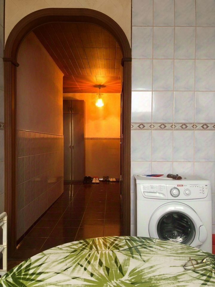 Продажа 3-комн квартиры на вторичном рынке пос. Зимитицы, 6