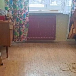 Продажа 3-комн квартиры на вторичном рынке ул Купчинская,  д. 9,  к. 1