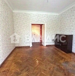 Продажа 4-комн квартиры на вторичном рынке ул Авиамоторная,  д. 30