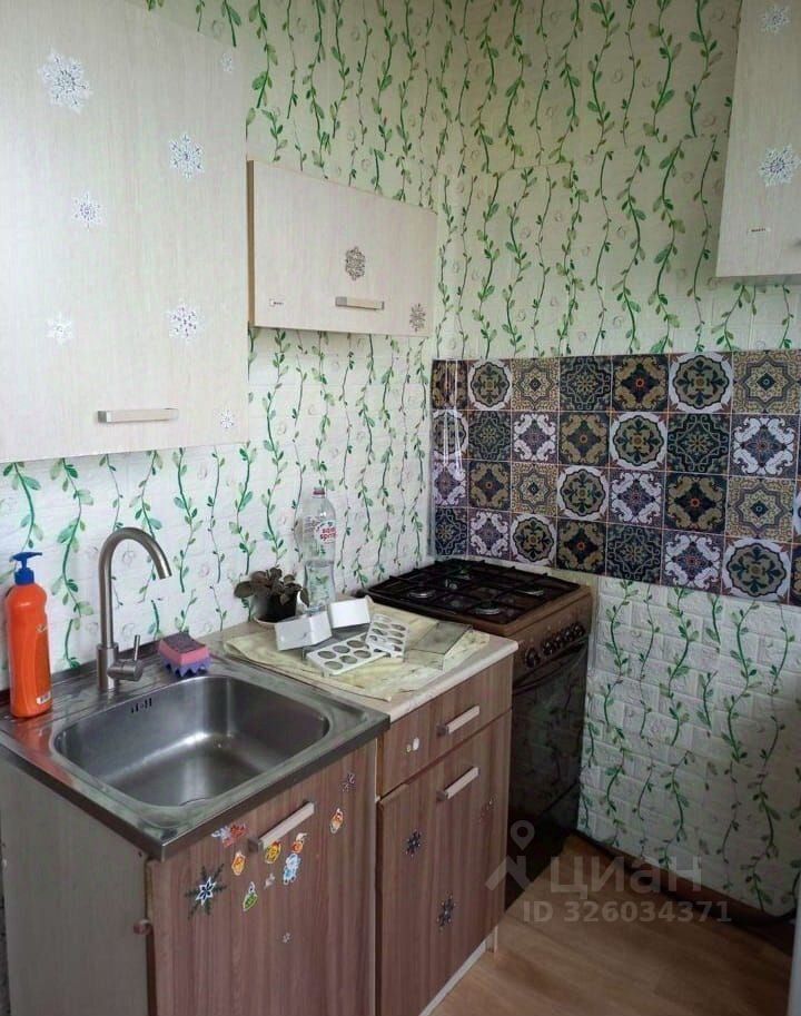 Продажа 3-комн квартиры на вторичном рынке Тихвин, улица Машиностроителей, 38