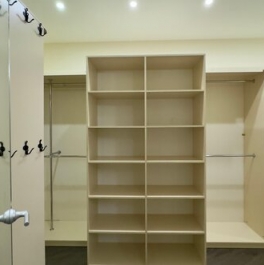 Продажа 3-комн квартиры на вторичном рынке Родионовская улица,  д. 18