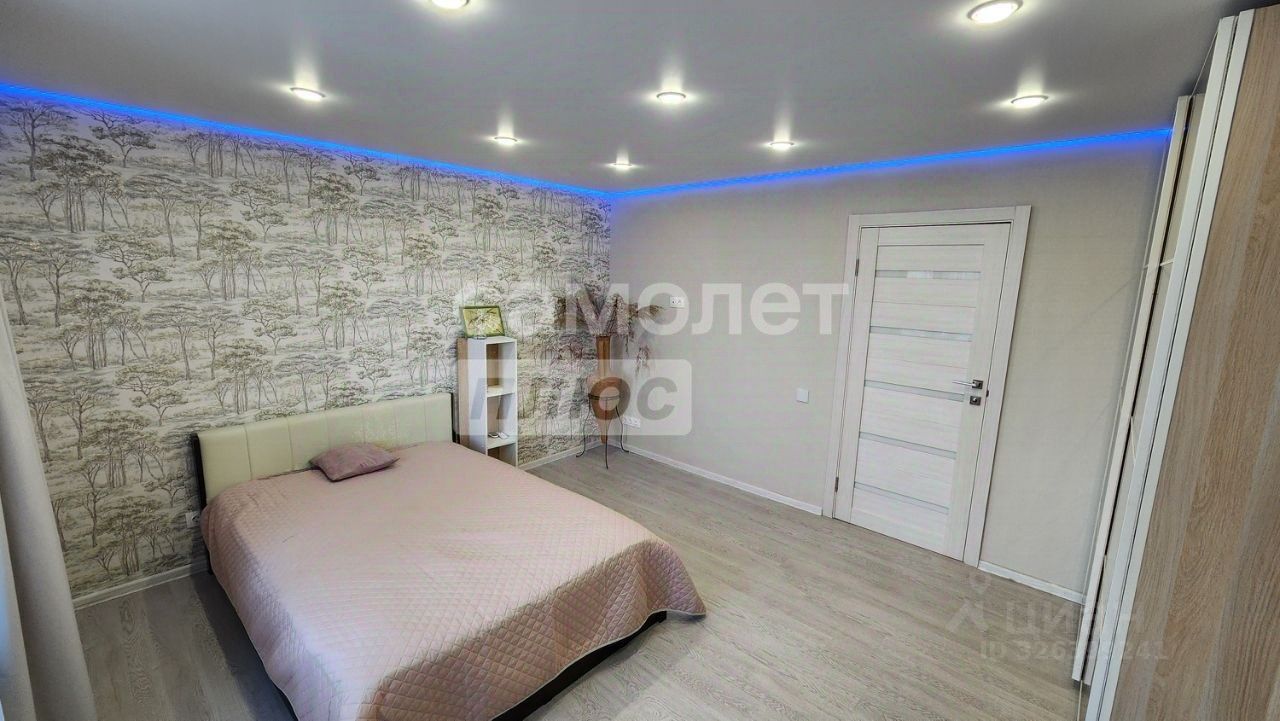 Продажа 4-комн квартиры на вторичном рынке 1-й кв-л, 5-й мкр,  д. 11