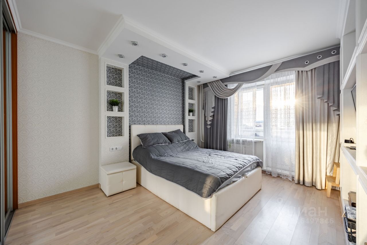 Продажа 2-комн квартиры на вторичном рынке Бухарестская улица, 146к1