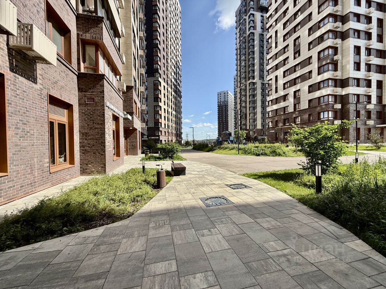 Продажа 2-комн квартиры на вторичном рынке Одинцово, 1