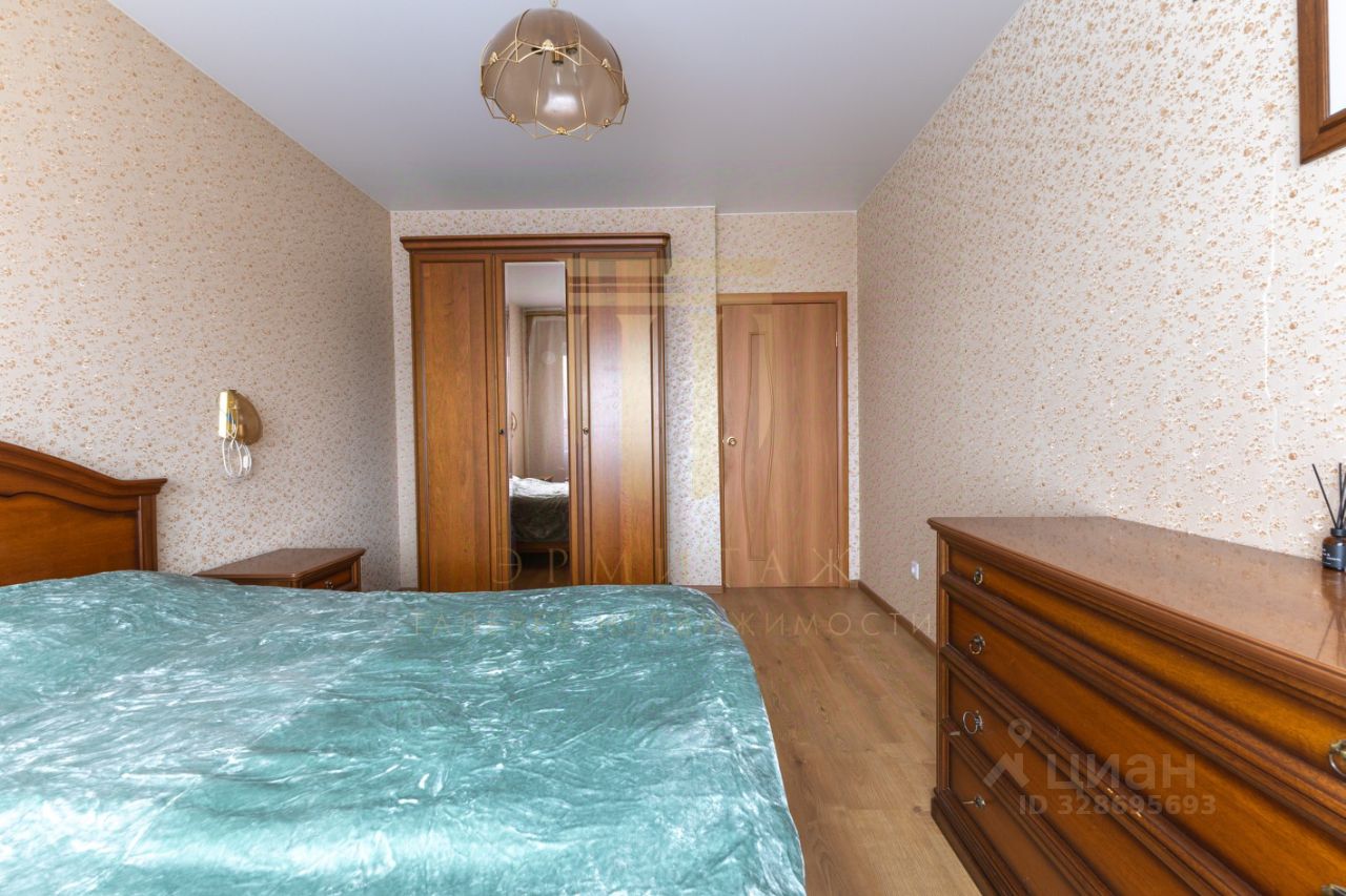 Продажа 2-комн квартиры на вторичном рынке Павловск, Слуцкая улица, 7