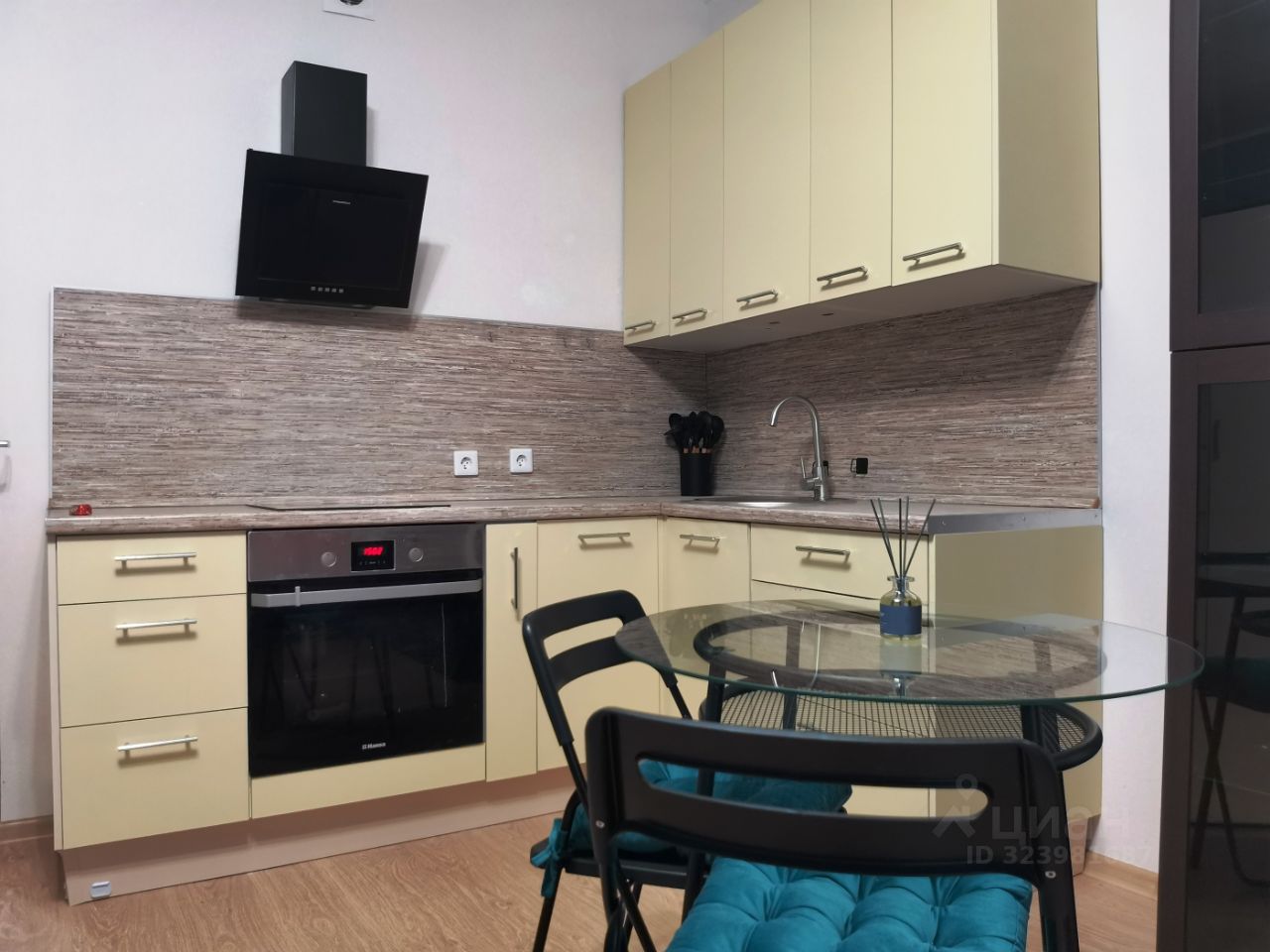 Продажа студии аллея Арцеуловская, 23к1