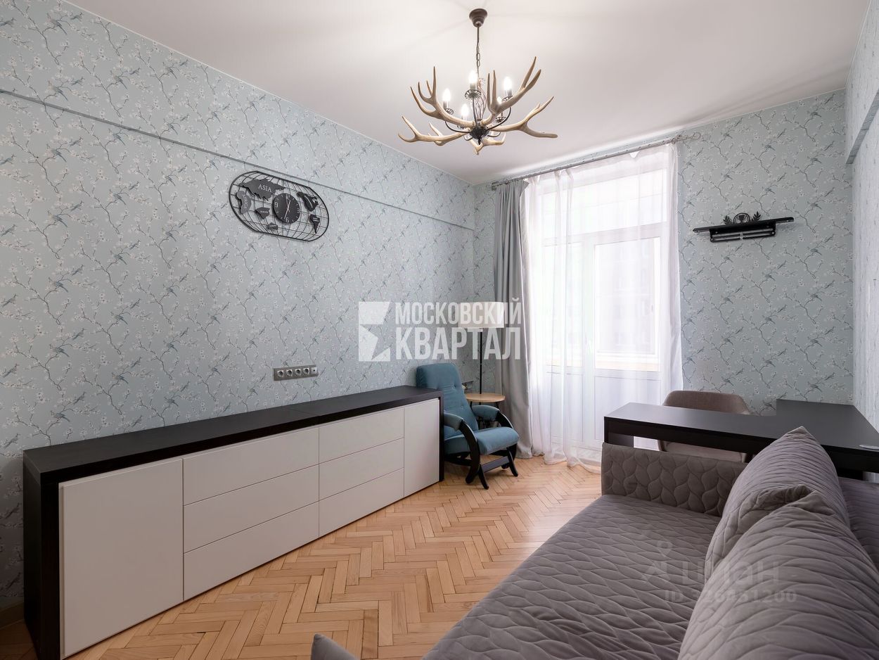 Продажа 2-комн квартиры на вторичном рынке 3-я Гражданская улица, 70