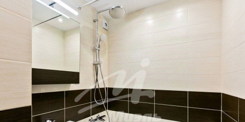 2-комн квартира улица Маршала Малиновского,  д. 9