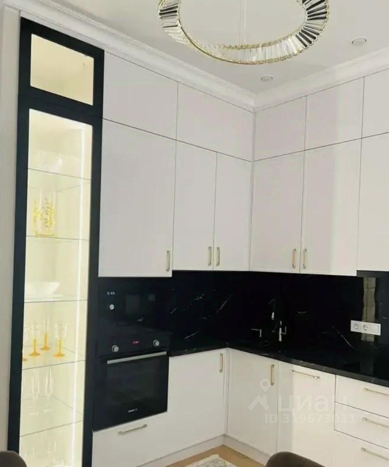 Продажа 3-комн квартиры на вторичном рынке улица Советской Армии, 6