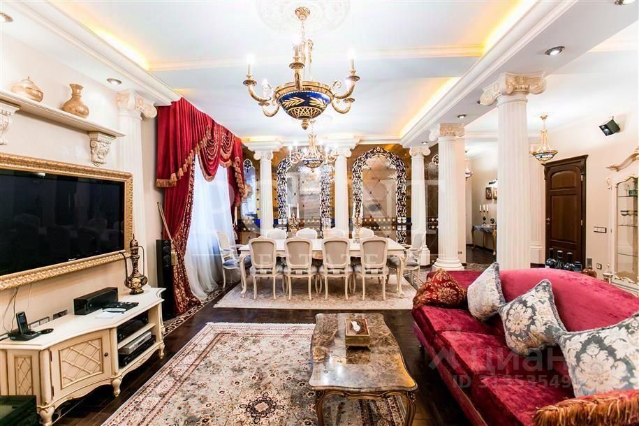 Продажа 3-комн квартиры на вторичном рынке улица Новаторов, 8К2