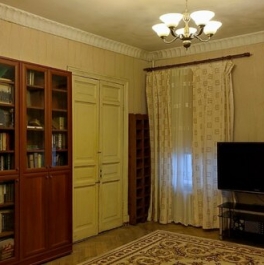 Продажа 4-комн квартиры на вторичном рынке 16-я линия,  д. 33