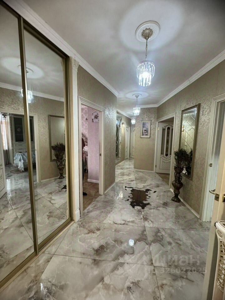 Продажа 3-комн квартиры на вторичном рынке Сабурово пгт, улица Парковая, 24