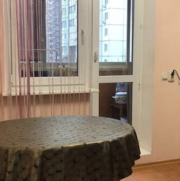 Продажа 2-комн квартиры на вторичном рынке Микрорайон Кутузовский, улица Чистяковой,  д. 18