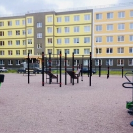 Продажа 3-комн квартиры на вторичном рынке Сясьстройское городское поселение, улица 1 Мая,  д. 3